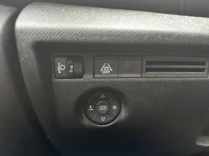 Photo 14 Citroën C4  BlueHDi 130ch S&S Feel Pack Business EAT8