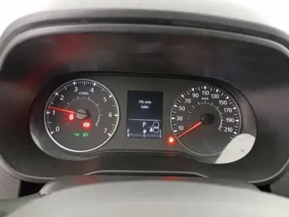 Photo 17 Dacia Duster TCe 150 FAP 4x2 EDC Prestige