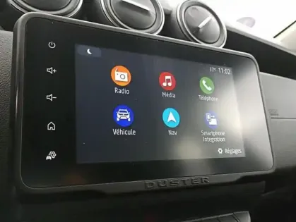 Photo 14 Dacia Duster TCe 150 FAP 4x2 EDC Prestige
