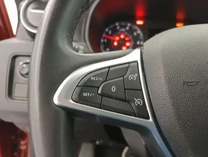 Photo 19 Dacia Duster TCe 150 FAP 4x2 EDC Prestige