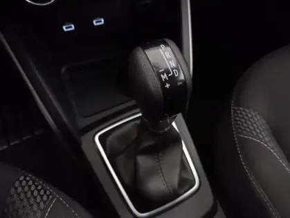 Photo 16 Dacia Duster TCe 150 FAP 4x2 EDC Prestige