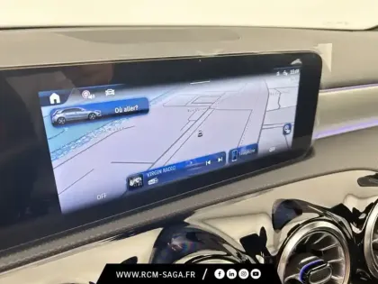 Photo 15 Mercedes Classe A 200 d AMG Line