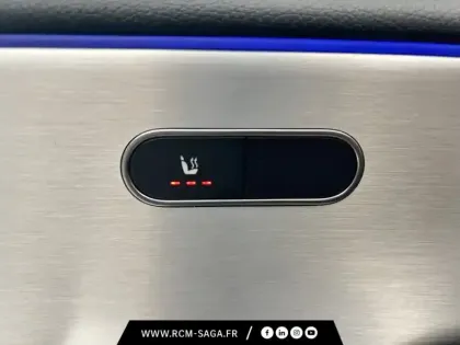 Photo 12 Mercedes Classe A 200 d AMG Line