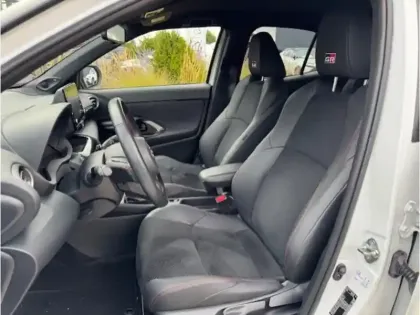 Photo 19 Toyota Yaris 1.5 Hybrid 116H GR Sport