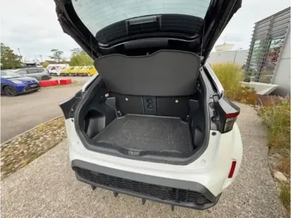 Photo 8 Toyota Yaris 1.5 Hybrid 116H GR Sport