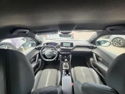 Photo 5 Peugeot 208 II BLUEHDI 100 S&amp;S GT