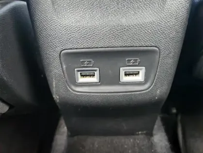 Photo 21 Peugeot 208 II BLUEHDI 100 S&amp;S GT