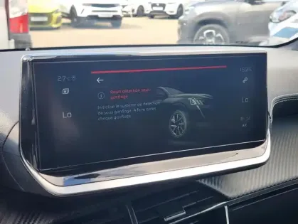 Photo 14 Peugeot 208 II BLUEHDI 100 S&amp;S GT