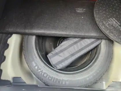 Photo 20 Peugeot 208 II BLUEHDI 100 S&amp;S GT