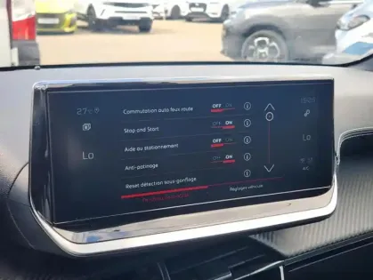 Photo 10 Peugeot 208 II BLUEHDI 100 S&amp;S GT