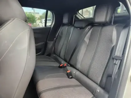 Photo 4 Peugeot 208 II BLUEHDI 100 S&amp;S GT