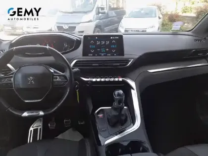 Photo 7 Peugeot 3008  1.2 Puretech 130ch S&S BVM6