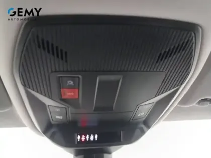 Photo 33 Peugeot 308  PureTech 130ch S&S EAT8