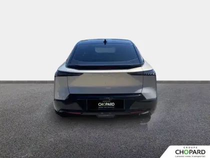 Photo 5 DS DS 8 N°8 245 ch FWD Long Range