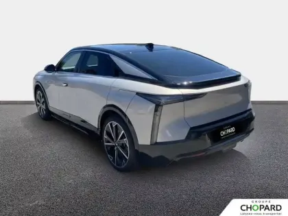 Photo 6 DS DS 8 N°8 245 ch FWD Long Range