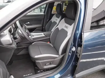 Photo 8 Dacia Bigster  Hybrid 155