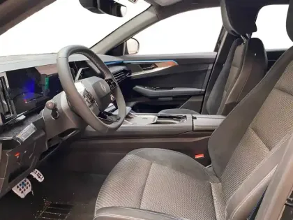 Photo 21 Renault Espace  E-Tech full hybrid 200 GSR2