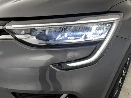 Photo 91 Renault Arkana  mild hybrid 140 EDC FAP - 22