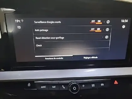 Photo 47 Opel Mokka  Electrique 136 ch & Batterie 50 kWh