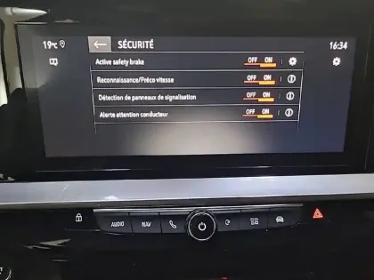 Photo 49 Opel Mokka  Electrique 136 ch & Batterie 50 kWh