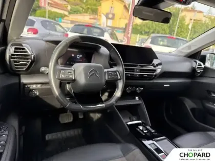 Photo 15 Citroën C4 e- 136 ch Automatique