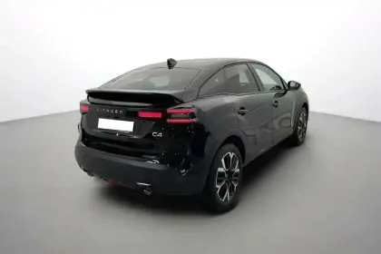 Photo 37 Citroën C4  Hybride 136 e-DCS6