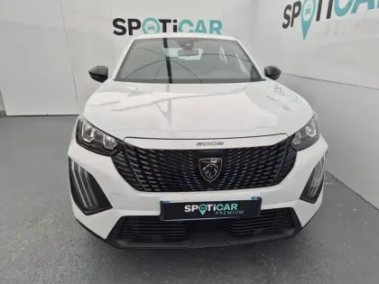 Photo 45 Peugeot 2008  Hybrid 145 e-DCS6