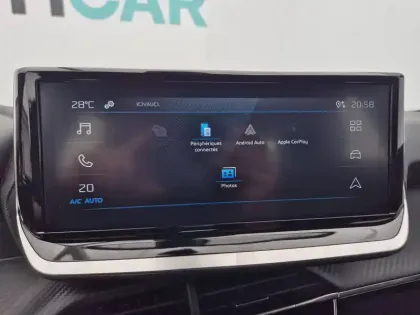 Photo 40 Peugeot 2008  Hybrid 145 e-DCS6
