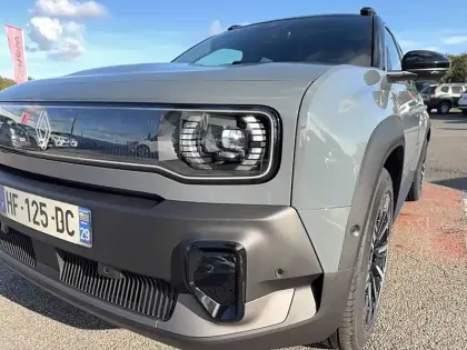 Photo 55 Renault 4 Renault  E-Tech Electrique 150 ch autonomie confort