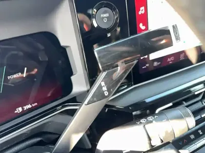 Photo 41 Renault 4 Renault  E-Tech Electrique 150 ch autonomie confort