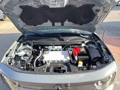 Photo 56 Renault 4 Renault  E-Tech Electrique 150 ch autonomie confort