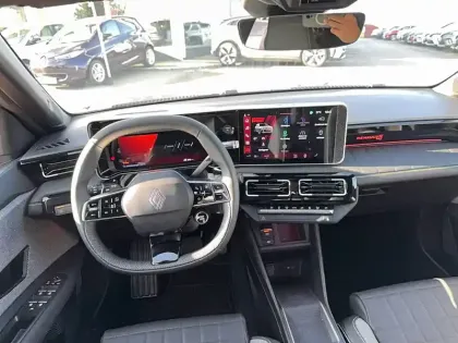 Photo 47 Renault 4 Renault  E-Tech Electrique 150 ch autonomie confort