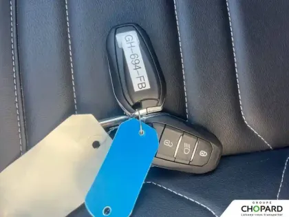 Photo 33 Citroën C4 e- 136 ch Automatique