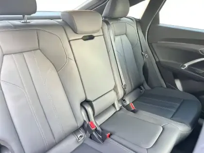 Photo 42 Audi Q5  Sportback e-hybrid 299 ch S tronic 7 Quattro