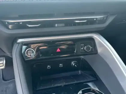 Photo 52 Audi Q5  Sportback e-hybrid 299 ch S tronic 7 Quattro