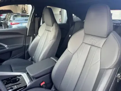 Photo 49 Audi Q5  Sportback e-hybrid 299 ch S tronic 7 Quattro