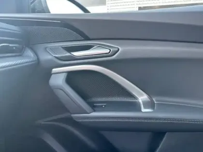 Photo 53 Audi Q5  Sportback e-hybrid 299 ch S tronic 7 Quattro