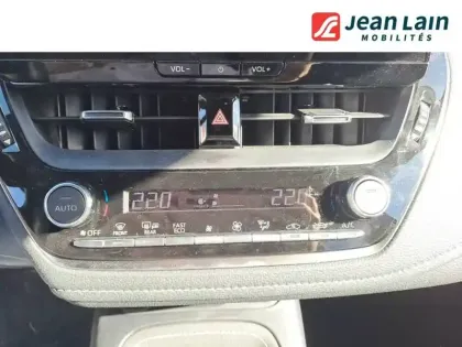 Photo 33 Toyota Corolla  Hybride 1.8 l 140ch