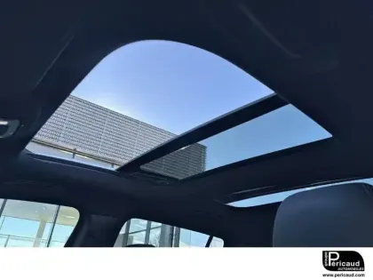 Photo 12 Mercedes GLB  200 d 8G-DCT