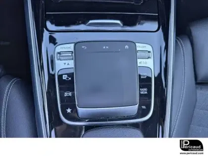 Photo 15 Mercedes GLB  200 d 8G-DCT