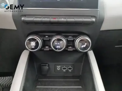 Photo 36 Renault Captur  E-Tech 145 - 21