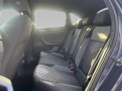 Photo 27 Volkswagen Taigo  1.5 TSI 150 DSG7