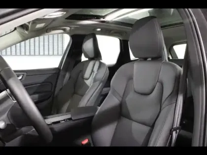 Photo 8 Volvo Xc60  T8 AWD Recharge 310 + 145ch Ultimate Style Chrome Geartronic