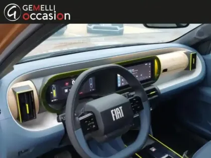 Photo 7 Fiat Panda Grande  Electrique 113ch La Prima