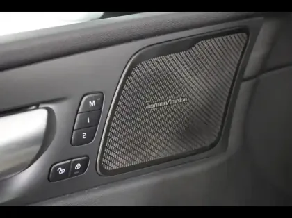 Photo 10 Volvo Xc60  T8 AWD Recharge 310 + 145ch Ultimate Style Chrome Geartronic