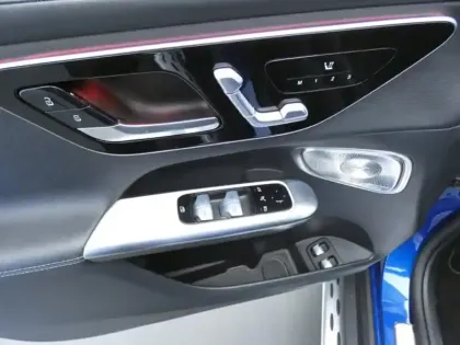 Photo 8 Mercedes Classe GLC SUV 400 e 4MATIC AMG Line