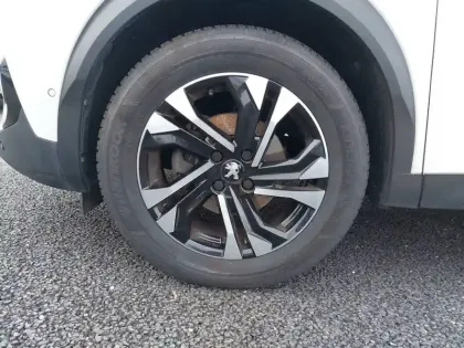 Photo 12 Peugeot 2008  BlueHDi 110 S&S BVM6