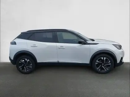 Photo 3 Peugeot 2008  BlueHDi 110 S&S BVM6