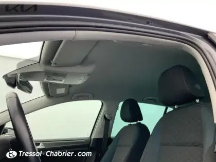 Photo 24 Volkswagen Golf  1.5 eTSI OPF 150 DSG7 Style 1st