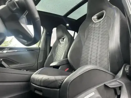 Photo 8 Volkswagen Tiguan  1.5 eHybrid 204ch R-Line DSG6